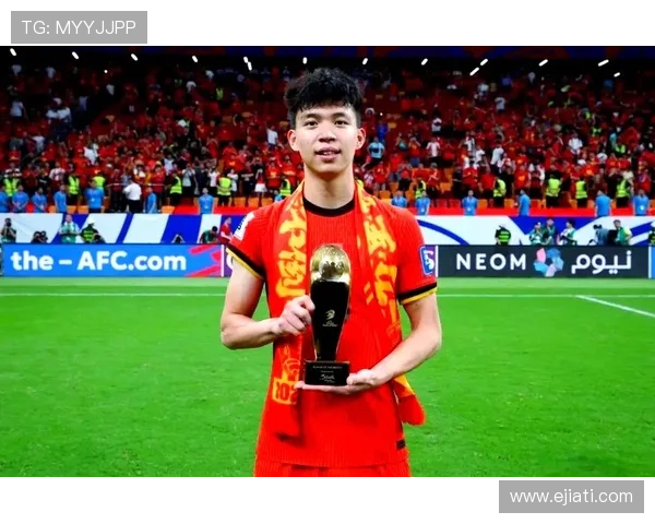 现役足球球星实力榜前五名解析：谁能登顶全球最强球员之位