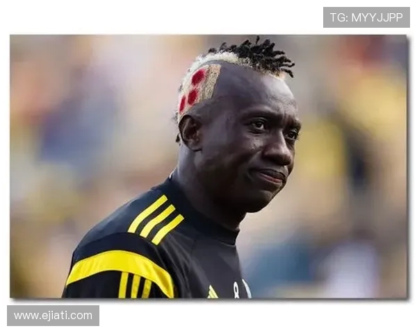 超炫帅气！足球球星发型男孩子的最新时尚大片